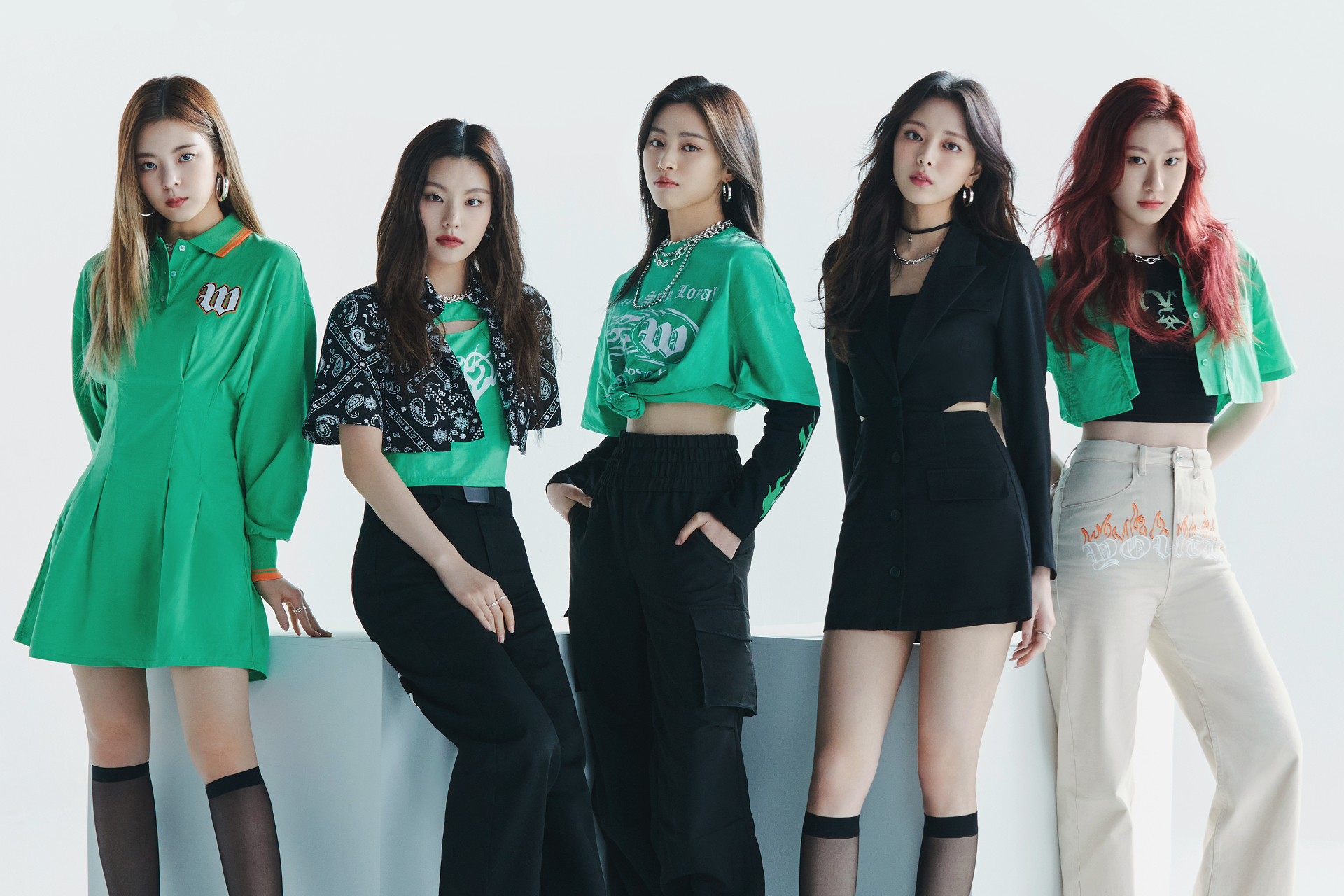H M Japan H M With Itzy アンバサダー発表 韓国の5人組ガールズグループ Itzy が登場 H M公式twitter Facebookでスペシャルコンテンツも順次配信予定 3月24日 木 発売 お楽しみに 詳しくはこちら T Co Vxcrni2zru