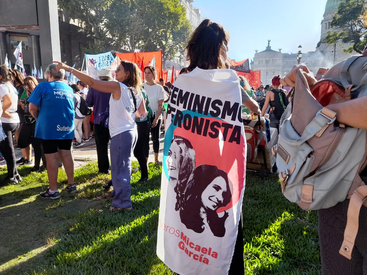 casa_ringo's tweet photo. 🔥PARO Y MOVILIZACIÓN INTERNACIONAL FEMINISTA🔥

Gritamos y exigimos 
¡La deuda es con nosotras! ¡Que la paguen los que la fugaron! ¡Aparicion con vida de Tehuel y Absolución total para Higui!
¡Efectiva implementación de la ESI YA!

💜
#8m #8demarzo #parofeminista https://t.co/4ldMxqpWGa