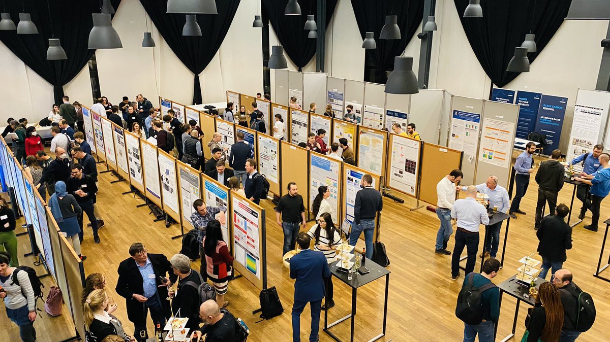 The #SBDD26 poster session with reception. 💎 #diamond