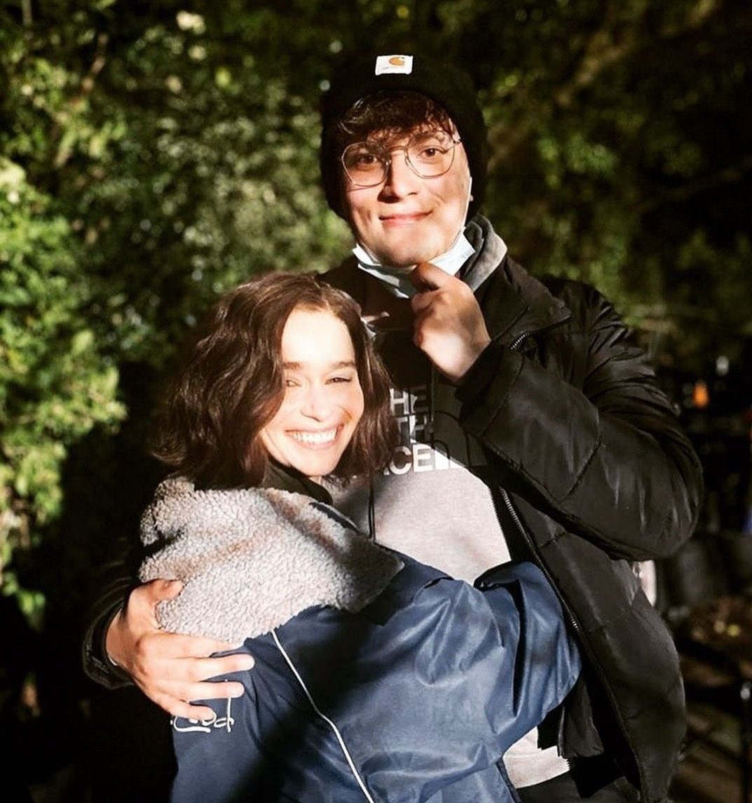 emilia clarke on the set of marvel’s secret invasion