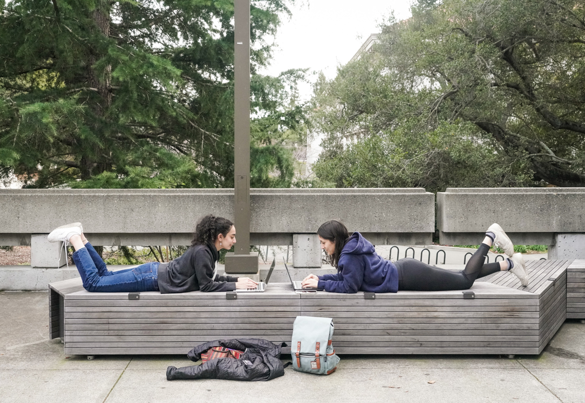 UCBerkeleyLib's tweet photo. Do you LOVE the Library? 💙🏛✨

Big Give, @UCBerkeley’s annual day of fundraising, starts NOW! ⏰

Your support over the next 24 hours will help the #UCBerkeleyLibrary serve the next generation of thinkers, leaders, and innovators.

⏩ https://t.co/dTzZrabY2q #CalBigGive https://t.co/xqnYSo8hWF
