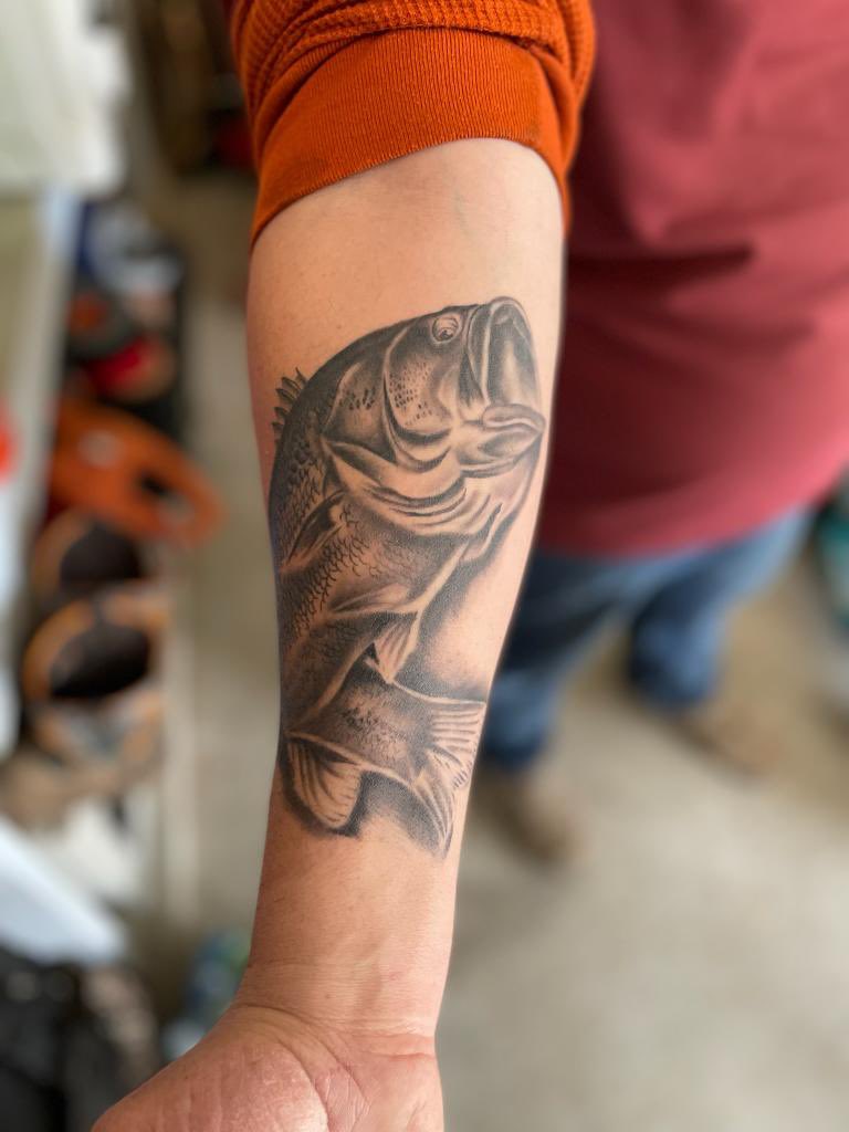 DavalosJesse's tweet photo. @inkmaster  I’ma keep tagging until I’m on the show 🤣#PERSISTENCE #ParamountPlus #InkMaster https://t.co/YvPINTbean