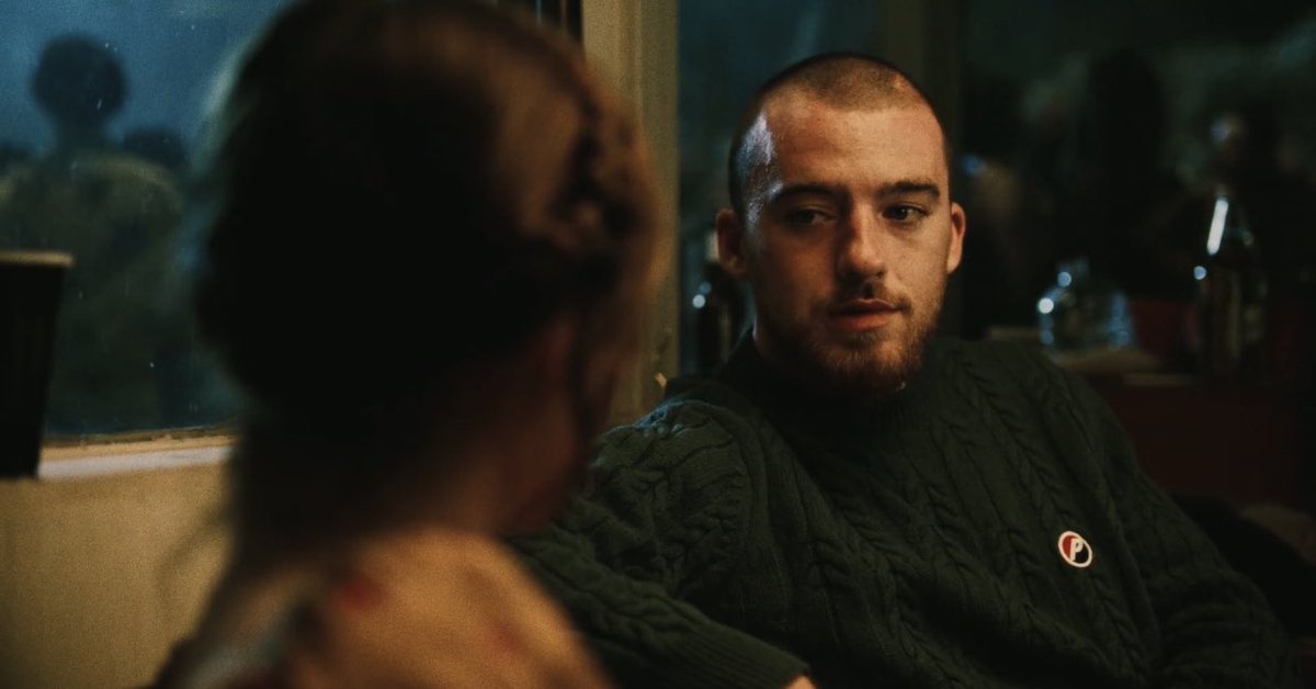 comfortfexi's tweet image. take me back to the night we met