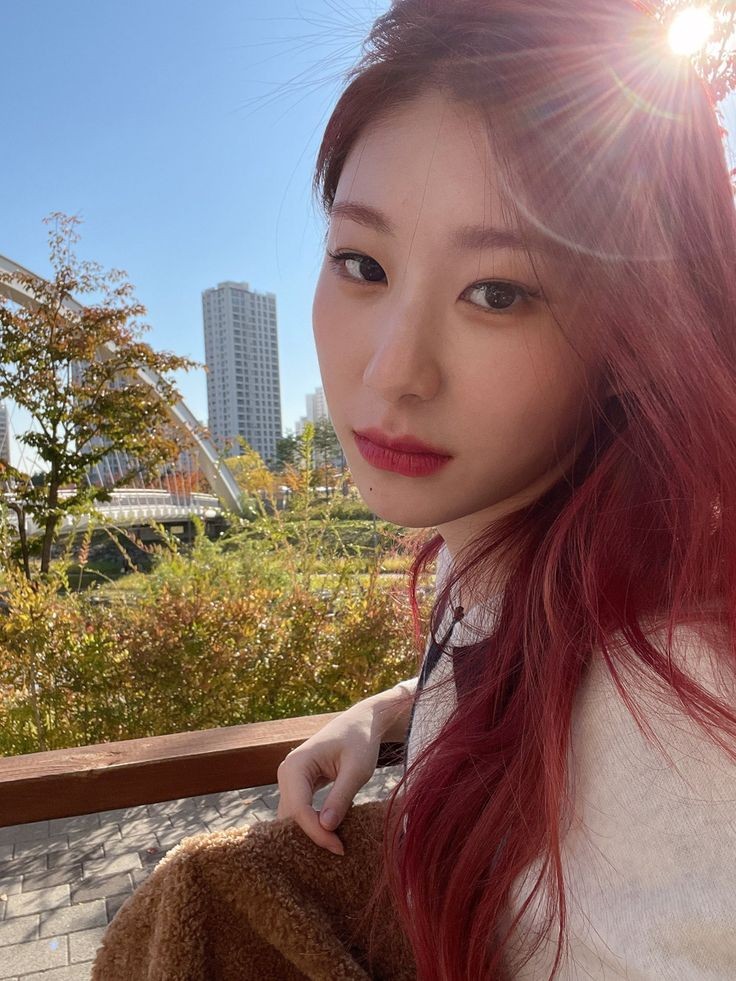 allforchaer's tweet photo. — small outlet w chaeryeong 🍁

• dinámica nueva, no está tan linda pero tiene lo suyo <3 participen! https://t.co/tsfGGJcpZj