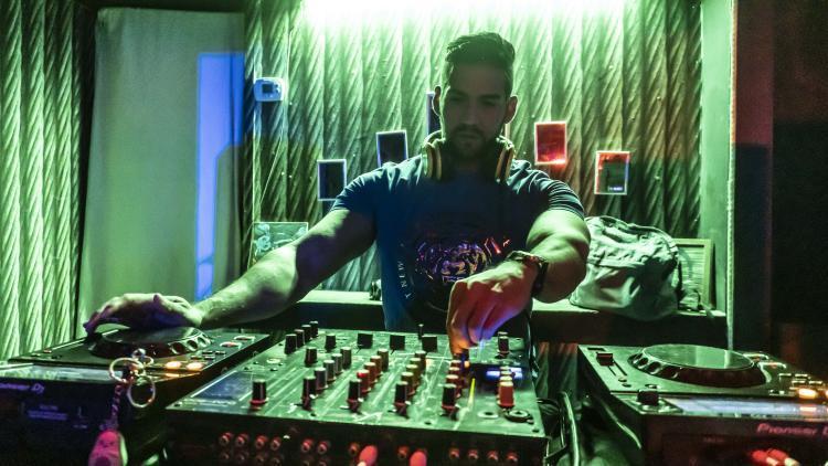 Feliz día internacional del DJ les desea el equipo de Delicious Recordings / Delicious Academy. 🎧