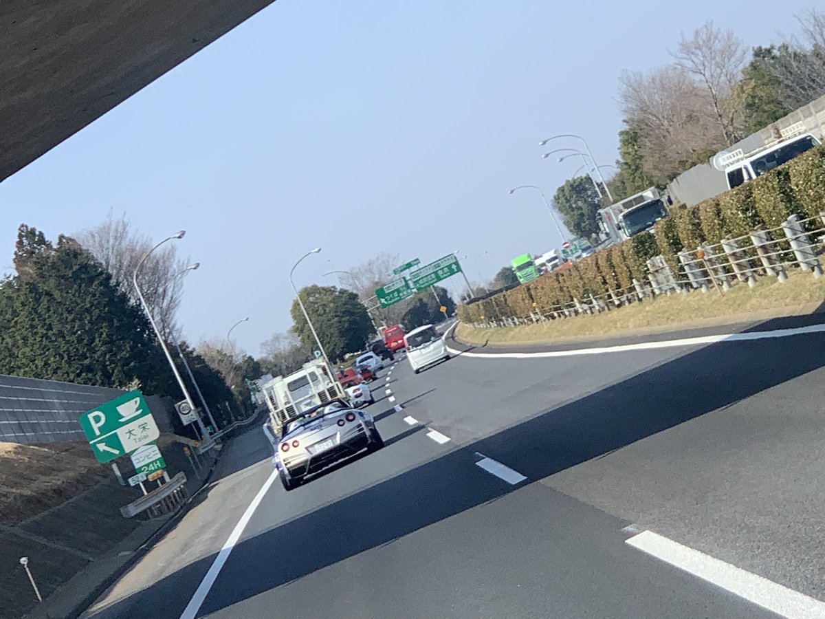 Yuu_Reed_Smith's tweet photo. 仕事中に母校の修学旅行の隊列に会えた！！ https://t.co/wlIerkhe7h