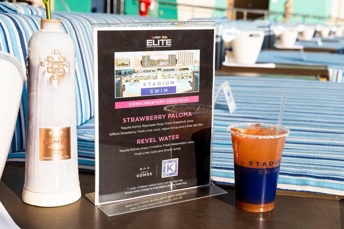 LV_ELITE's tweet photo. On Tuesday, March 8, 2022, ELITE members and their guests experienced @stadiumswim at @CircaLasVegas. Thank you @tequilakomos and @BreakthruVegas for the delicious cocktails! #LasVegasMagazine #ELITE
#ItsGreatToBeELITE #Vegas2Go
#CircaLasVegas #StadiumSwim #LasVegas https://t.co/9eBsJYINMy