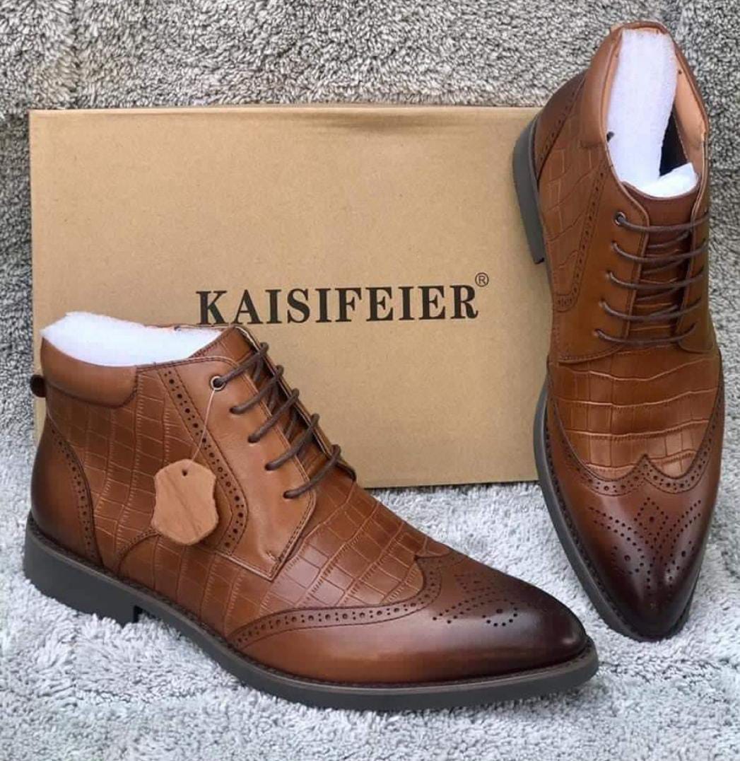 yog_man's tweet photo. Available at affordable price. Hit my dm for your quality classic boots https://t.co/egDzONgRQL