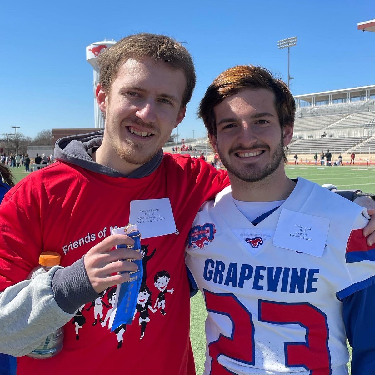 LLAPayne's tweet photo. A stadium full of brave champions!!!
#SpecialOlympics2022 #finallybackatit #autism #fragilex
"Let me win. But if I cannot win, let me be brave in the attempt." @brynapayne12 @GCISD @parkerpolk4 https://t.co/djGkXfLo6o