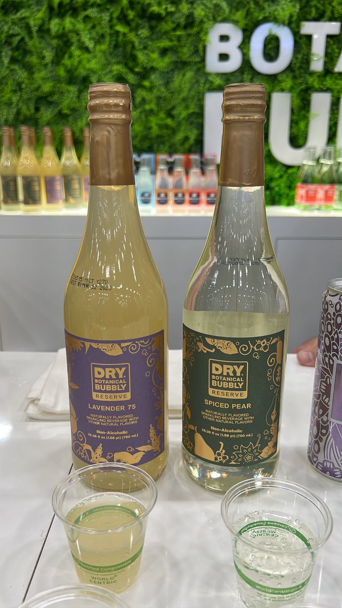 BevNET's tweet photo. Here’s our first photo dump of new #beverage products we’ve seen so far at @NatProdExpo #expowest.
What have you seen?! #ExpoWest2022
1. @DrinkWaju @TEAONIC fresh pop @DRYSoda Reserve & #mortalpower https://t.co/ckAaAoyYtS