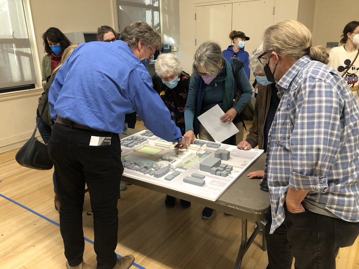 SMMUSD's tweet photo. Today is @McKinleyLions’s #FutureFacilities community meeting! https://t.co/qYLS9bm2fr