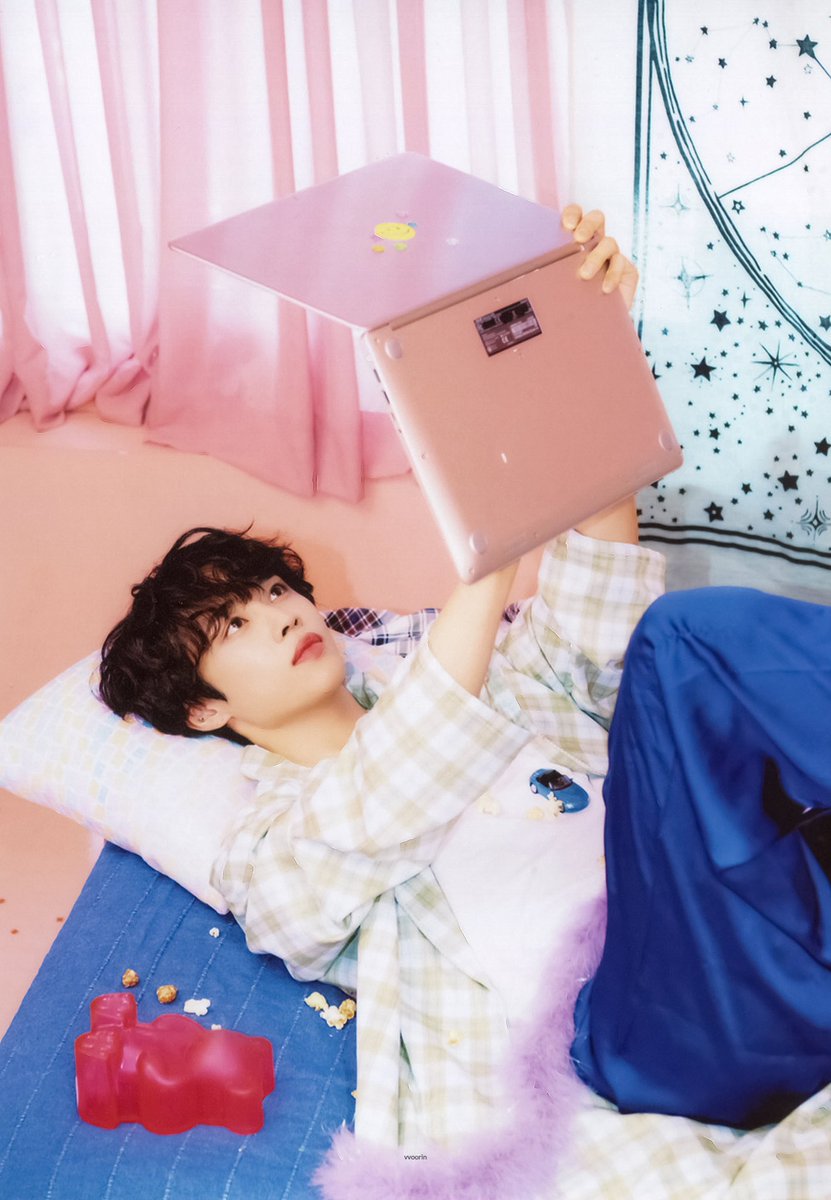 kswrecords's tweet photo. bed(lying) shots https://t.co/affpUznPXq