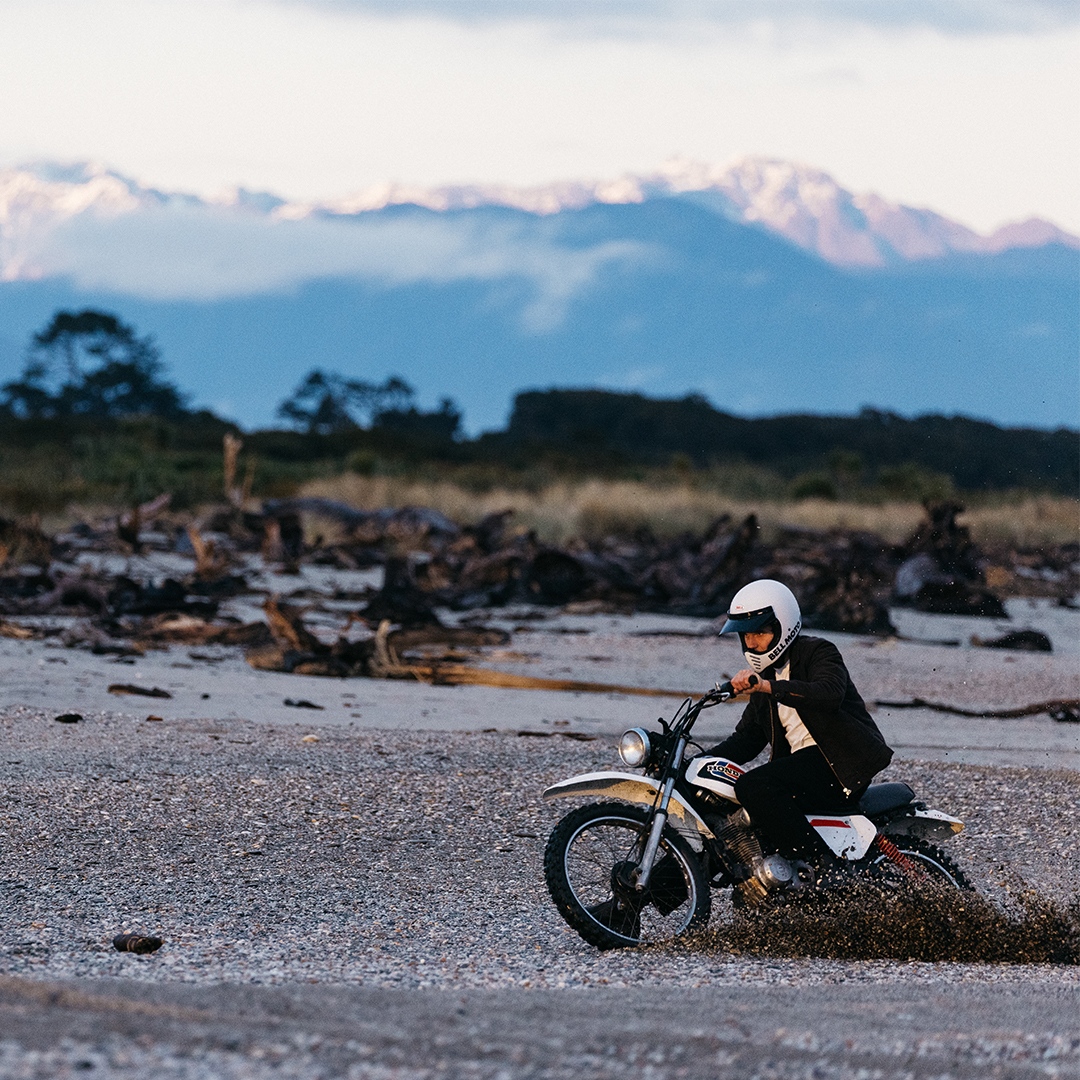 Deus Ex Machina Indonesia (@deusbali) on Twitter photo Spent the afternoon playing at the beach.
Photo by <a href="/mattcherub/">Matt Cherubino</a>
#deusexmachina
#inbenzinveritas Spent the afternoon playing at the beach.
Photo by <a href="/mattcherub/">Matt Cherubino</a>
#deusexmachina
#inbenzinveritas