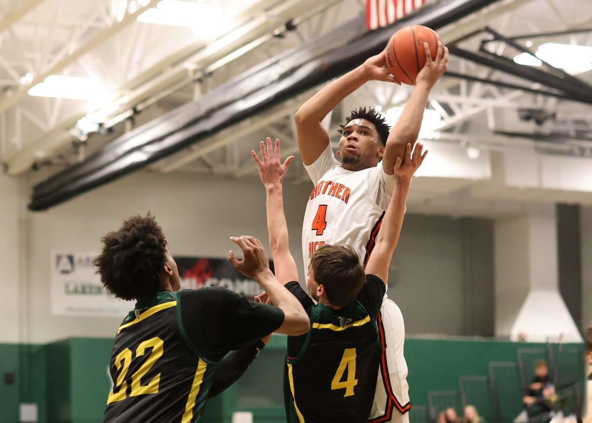 Leon Halip (@leonhalip) on Twitter photo Basketball Final: Warriors defeat Groves 59-41 and move on to play CHSL foe OLSM in district final Friday. <a href="/RiceADCoachCal/">Jeff Calcaterra</a> Basketball Final: Warriors defeat Groves 59-41 and move on to play CHSL foe OLSM in district final Friday. <a href="/RiceADCoachCal/">Jeff Calcaterra</a>