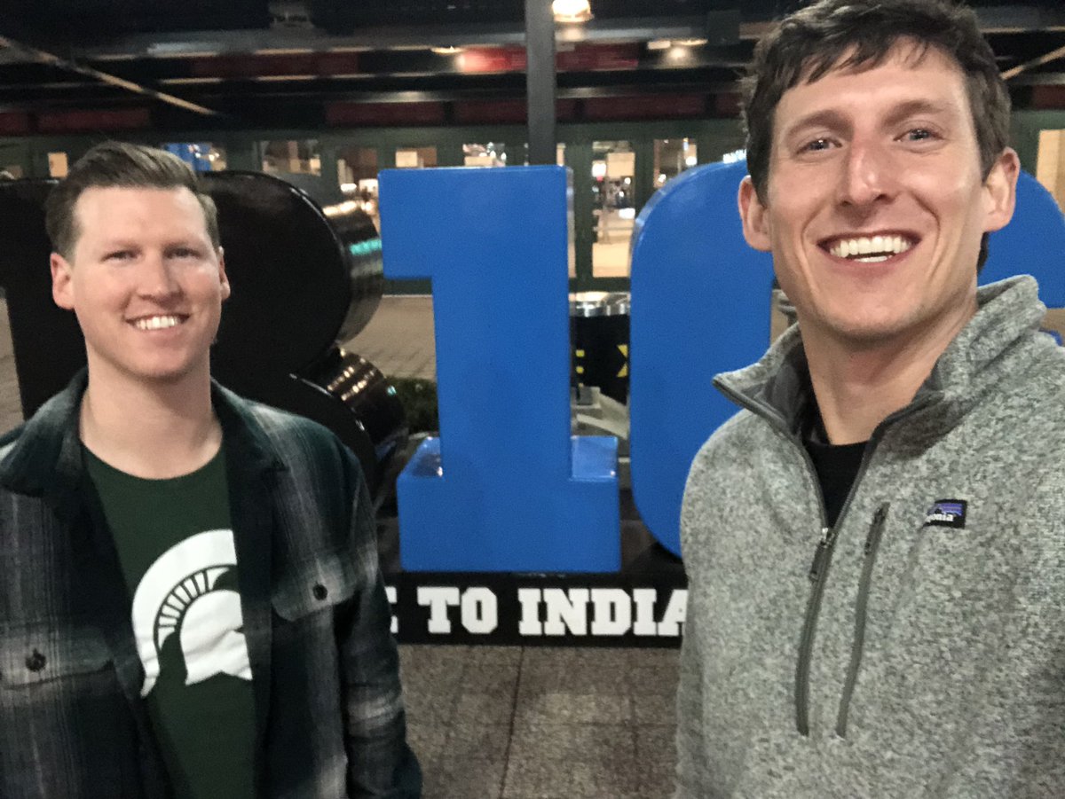 ZachRich32's tweet photo. Go Green Go White! #B1GTourney https://t.co/h2lIVAladX