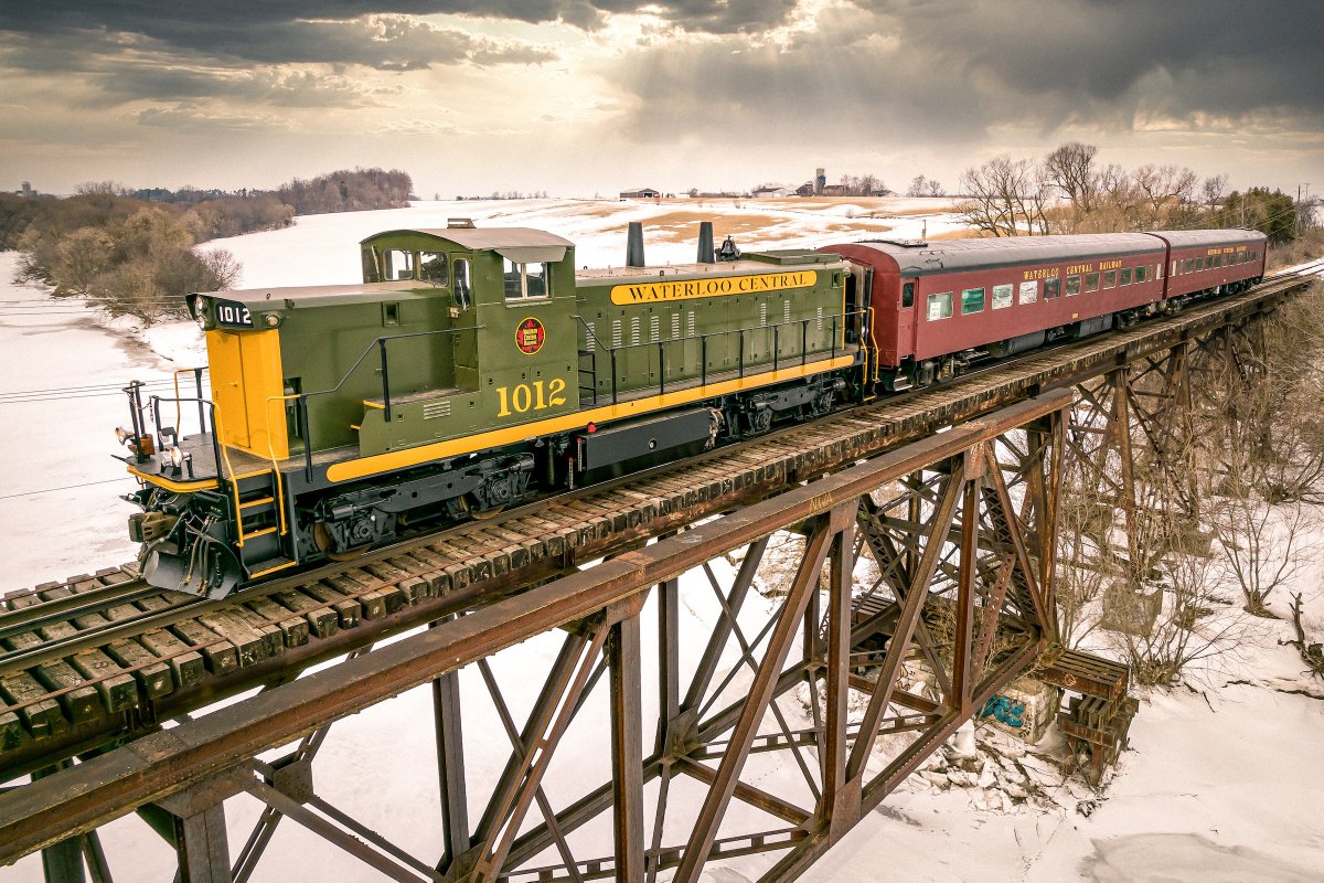 ExploreWR's tweet photo. Join @WCRailway &amp; @IncKitchen for the Heritage Train &amp; Sugar Bush Tour❗

Enjoy a traditional sugar bush breakfast on the train followed by a tour to a sugar bush🍁 

Grab your tickets March 12 -- https://t.co/PKPqFP0iDp

📸  Ryan Gaynor, Boxcar Media Inc.

#ExploreWR #WRAwesome https://t.co/XY2GdqJTQ2