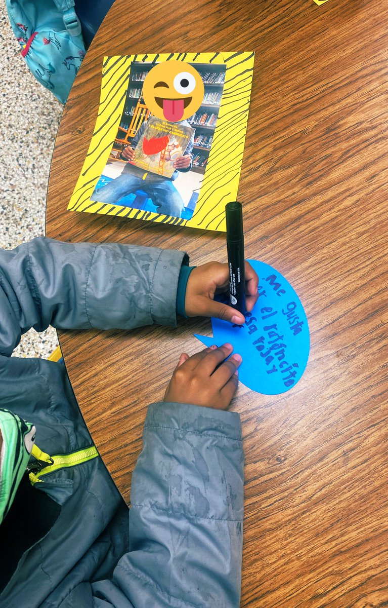 ximejz9's tweet photo. We are still celebrating #ReadAcrossAmerica at @mmatrailblazers We shared our favorite Spanish bedtime book on our bulletin board and wore in pijamas. @ParticipateLrng #unitingourworld https://t.co/e2i44k2Krl