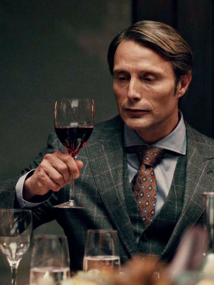 dinoleestuff's tweet photo. Hannibal and wine https://t.co/Jf5bBS4WwU