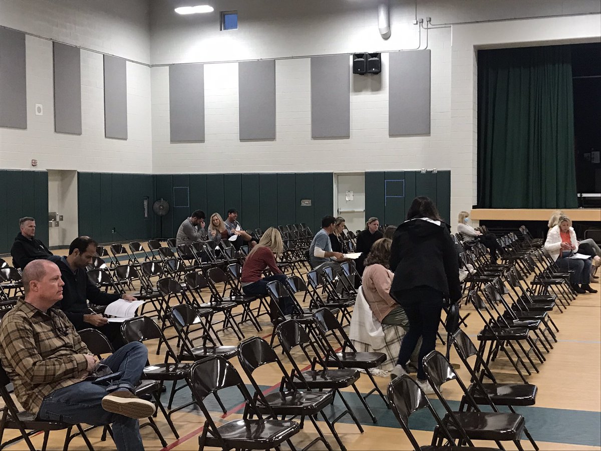 DaveSummersNBC7's tweet photo. #Carlsbadunifiedschooldistrict Special meeting to discuss contaminated drinking water at #Hope Elementary School. #NBC7 https://t.co/aVqnRbU25H