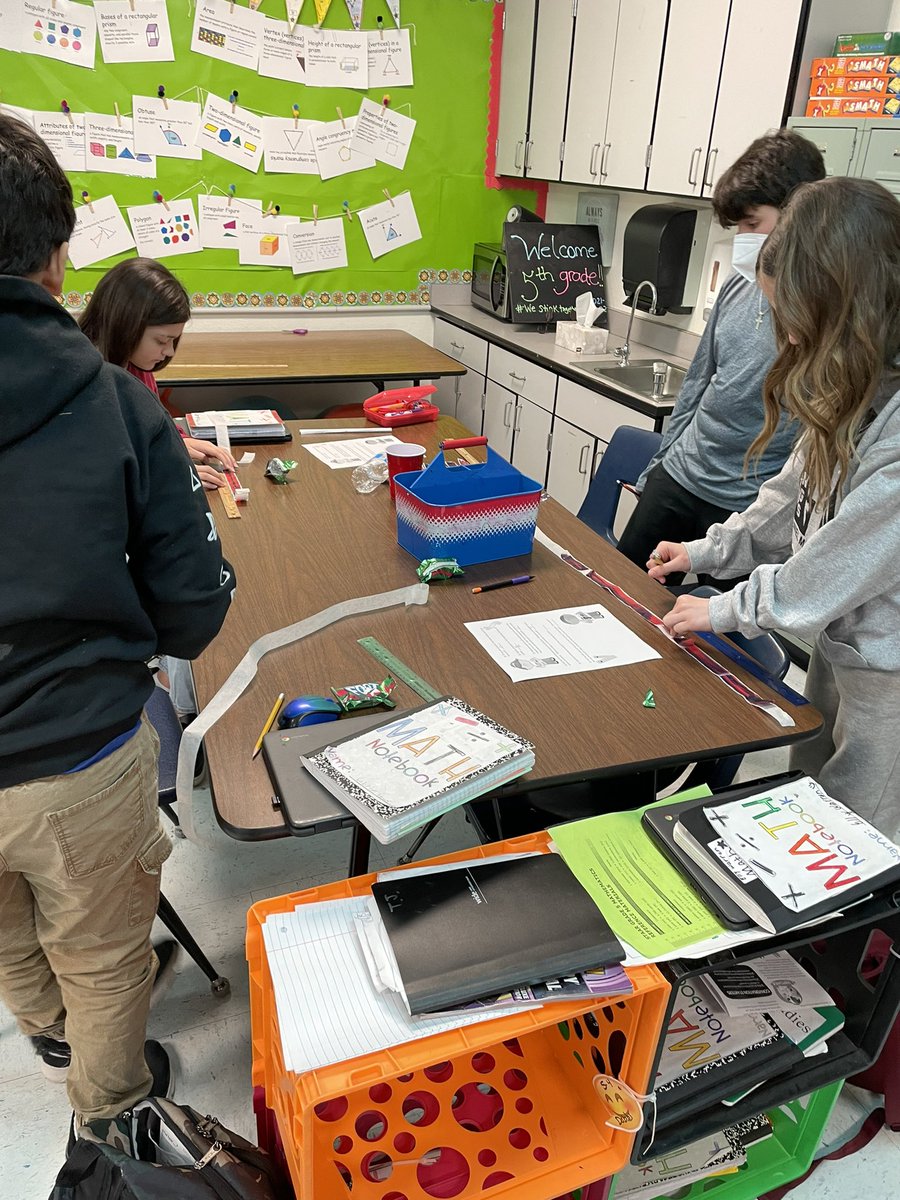 kellimarion9's tweet photo. Measurement with Fruit by the Foot!  #wfisd #bebokd #iamwfisd #math #matheducation #mathsinaction https://t.co/vdi7qrsFiu