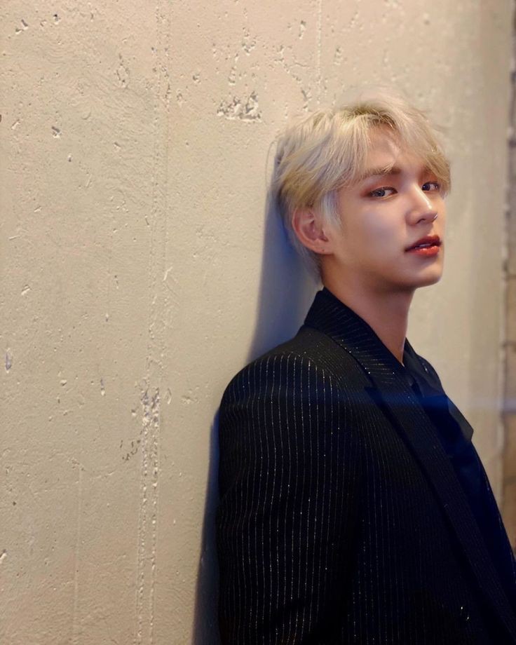 AEFutureEnt's tweet image. ⠀⠀⠀⠀⠀⠀⠀⠀⠀𝑬𝑸𝑼𝑰𝑷𝑬 Æ𝑭 

⠀⠀⠀⠀⠀⠀⠀⠀⠀⠀• ASSISTENTE.