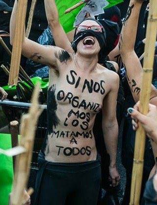 maximuz_bsas's tweet photo. Para lo único que se pueden organizar estas infradotadas porque no coge ninguna. https://t.co/5x4BJ4HS1t