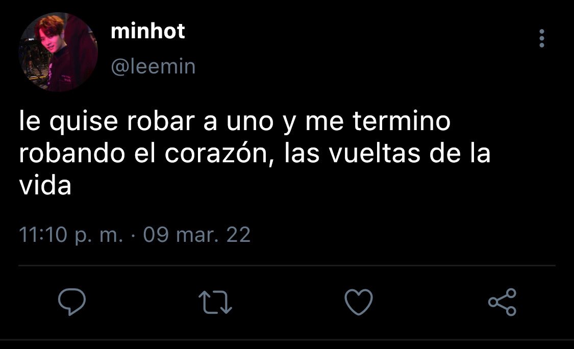 SofieeeHxH's tweet photo. Au #minsung 
Donde Minho le intenta robar el celular a un chico fuera de su casa pero no termina como el esperaba
o
Donde intentan robar a jisung quien entra en desesperación y sin querer lo coquetea. https://t.co/Q8N399bWPk