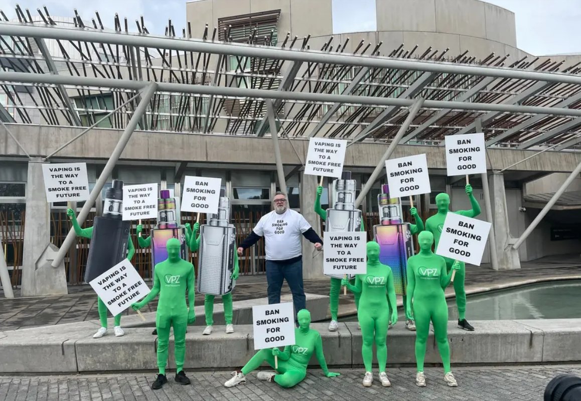 SMOKTECHLOGY's tweet photo. Edinburgh-based vaping retailer VPZ(SMOK Partner) have petitioned the Scottish Government calling for an outright ban on smoking and a progressive strategy for vaping.
Welcome to VPZ to buy SMOK novobars.
#vpz #smok #smoknovobar #novobar https://t.co/T676guCtZ0