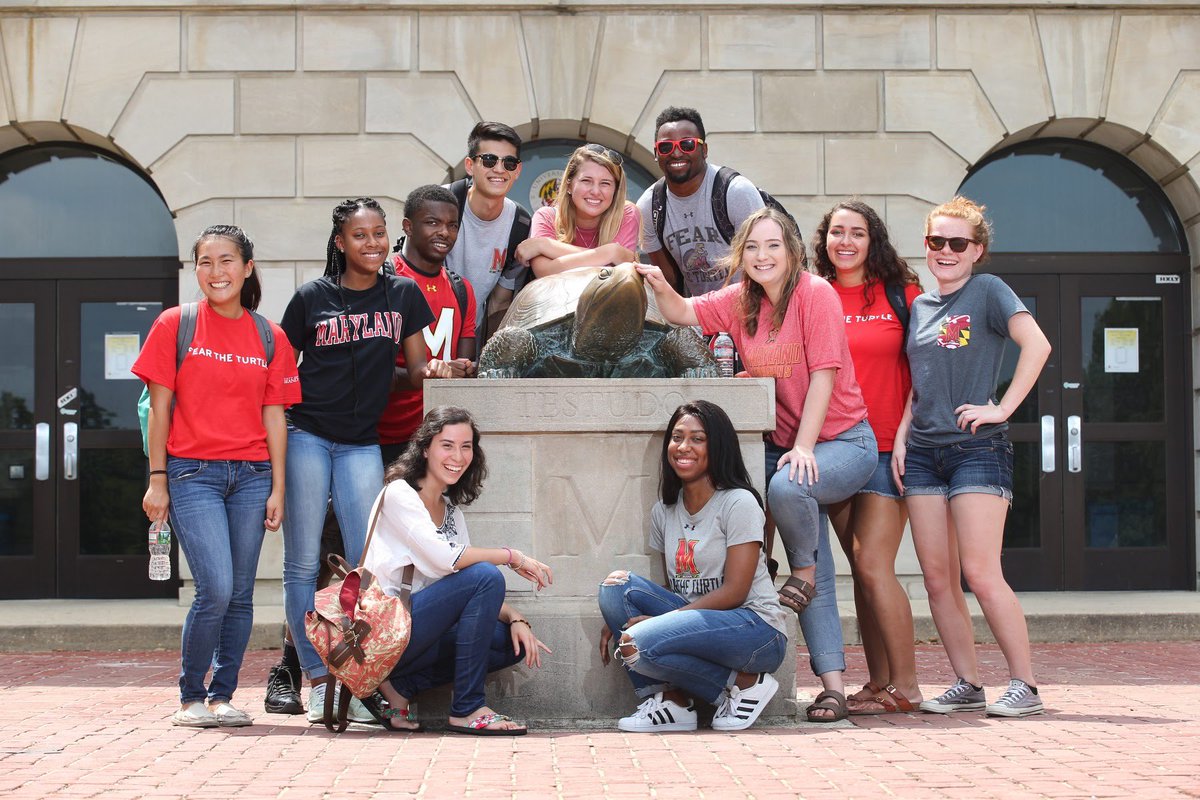 kbemb18's tweet photo. Proud #UMD alum and current staff member over here! For #GivingDayUMD, #IGave to my units @UMDscience and @I4C_UMD — as well as @UM_Scholars, which will always have my heart.

Enjoy this 2017 throwback to my summer internship photoshoot with University Relations🌟 https://t.co/t7L1bue0NV