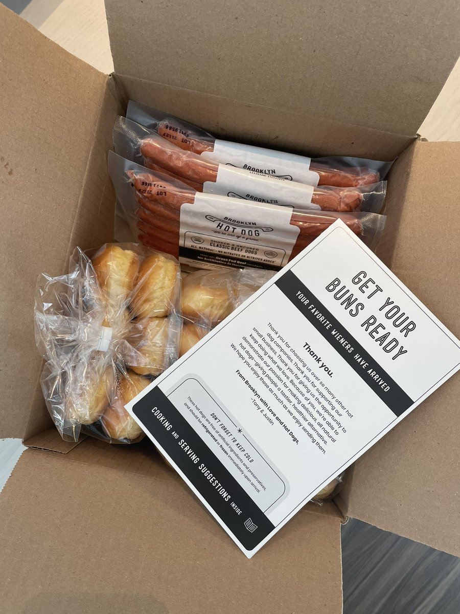 EnjoyDamon's tweet photo. Best hotdogs in the game. @BkHotDogCo https://t.co/71UHscopa5