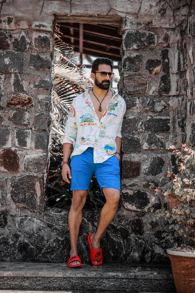 highonkokken's tweet photo. "Style is very personal. It has nothing to do with fashion. Fashion is over quickly. Style is forever."
-Ralph Lauren.
📸- Vaisakh Mangalath
Makeup- Karthik Kumar
✂️ - Anand Kumar
Manager @mkannan_1974
#Style #styleispersonal #styleisforever #dontblendin #standout #ralphlauren https://t.co/6zGjbCpUQl