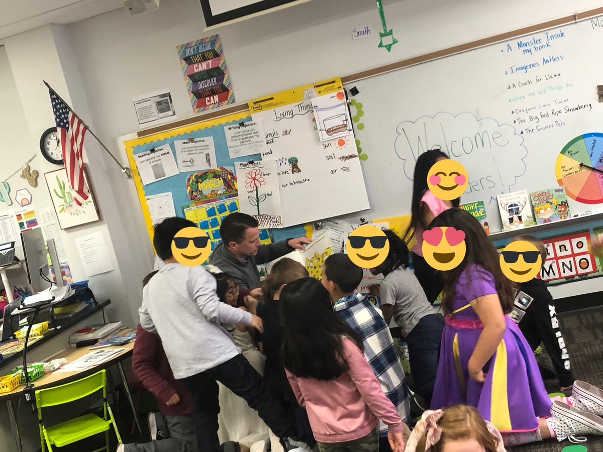TiffBredekamp's tweet photo. When @DrRDubKellerISD is your mystery reader and the book gets a little extra exciting 😂📚#dontpushthebutton
They loved having you read to them! @WhitleyRoadES https://t.co/r4blyXYfgS