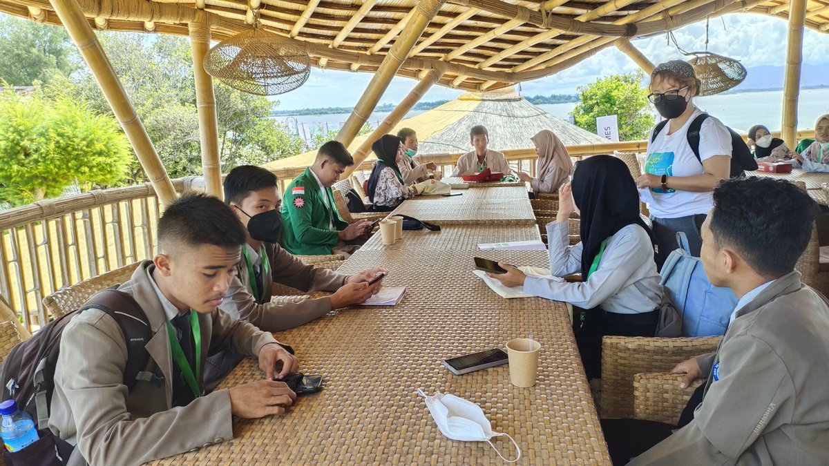 IDNTimes's tweet photo. Let's go Day-2!!! #LWF2022 #EksplorAsikNTB https://t.co/mRqDX8RcIf