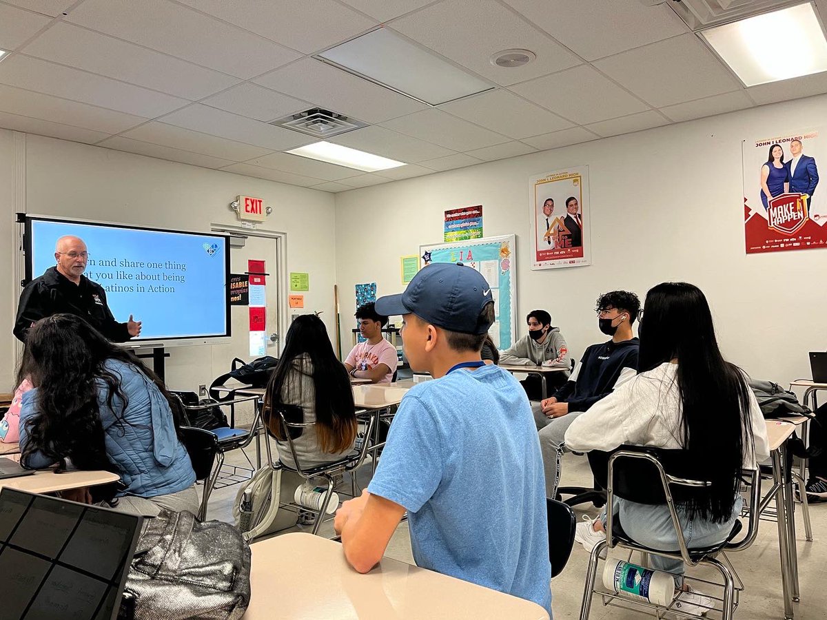 lia_jilhs's tweet photo. All our LIA classes had the opportunity to listen to Dr. Armas' story. He reminded us the importance of education, perseverance and surrounding ourselves with good people! @JILHOfficial @JesusArmasPBC @latinosinacti0n https://t.co/f9cVvN5hzc