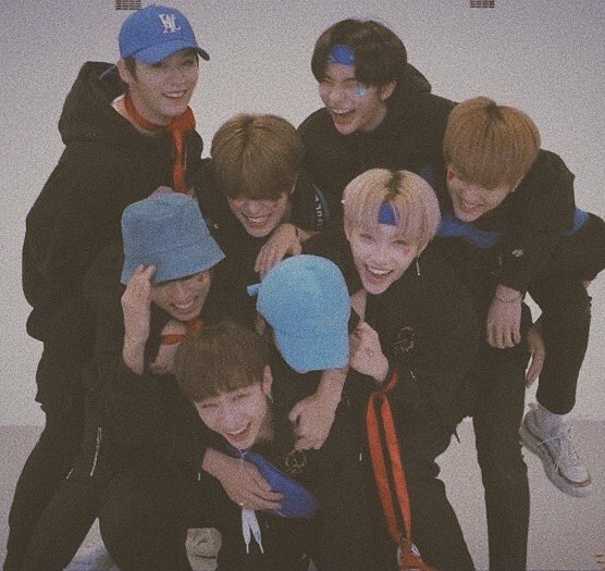 chekazacate's tweet photo. my fave everything ♡ https://t.co/bZspJHDgUy