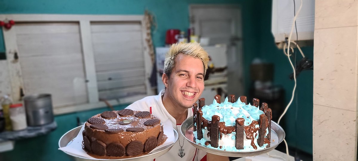 DeZaceta's tweet photo. SORPRENDO A MI MAMÁ con 2 CAKES CASEROS.
NO SÉ LO ESPERABA
Pincha aquí: 👇👇👇
#elzaceta #cake
#cakes #Recetas #rancho #campo  https://t.co/QLei5ThYgp https://t.co/mD9uezv3m8