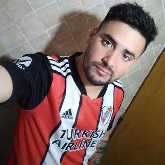 rodri_gsc's tweet photo. #NuevaFotoDePerfil https://t.co/94zs5BO8Sn