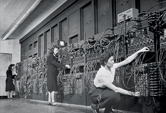 FocalPointSG's tweet photo. Focal Point Solutions Group celebrates Women's History Month and thanks all of the talented women that complete our family of professionals. We are proud of your teamwork and we honor your contribution to excellence in Managed Services. #focalpoint #WomensHistoryMonth https://t.co/hwL8sALM7h