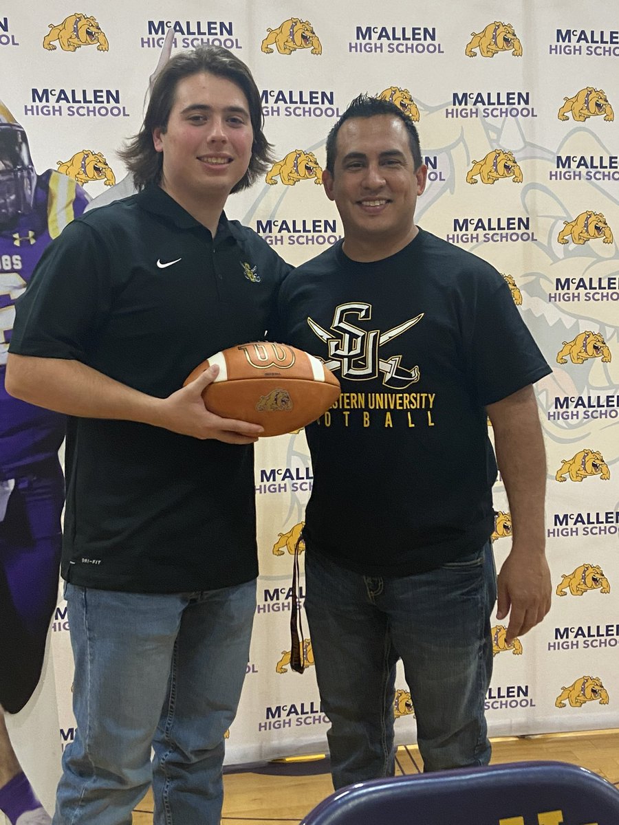 psromero1's tweet photo. Congrats @HunterCurl16 and @HoldenHood1 on your commitment to    @SUPiratesFB @SUPirates. Keep following your 🏈 DREAMS!!! So proud of you guys. Special thanks to @bellamichaels23 @KRGVSports @monitornews for the coverage of todays events. https://t.co/1Gd73nBZQh