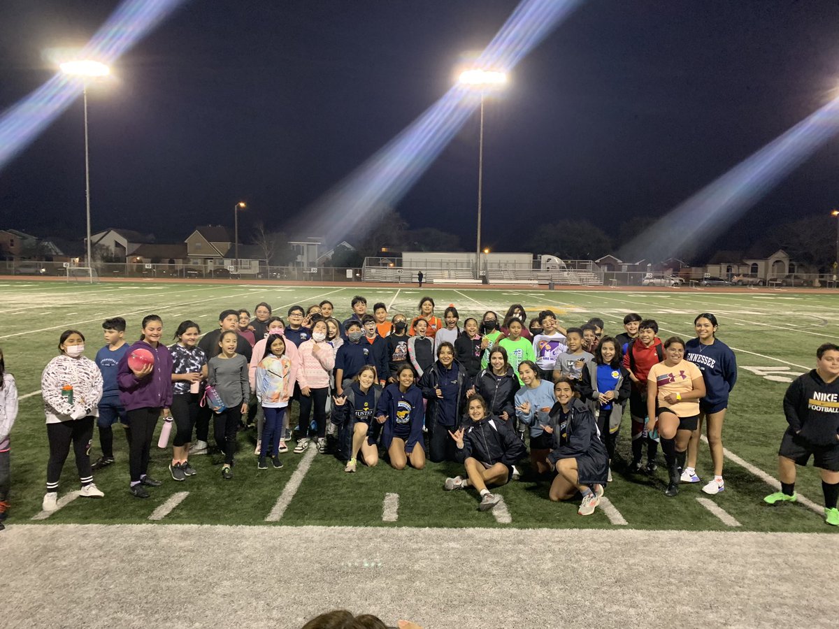 Amazing turn out today at Day 1 of Lady Mustang Soccer Camp! Lots of hard work and learning⚽️Thank you to everyone who showed up! 
GO MUSTANGS!💙💛