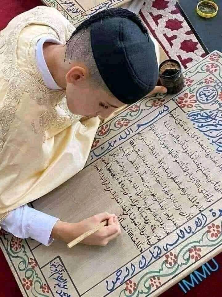 Kryp_Toon's tweet photo. আসসালামু আলাইকুম বন্ধুরা ❤❤

আজ সেরা ছবি ❣
#ChallengeChallenge
#IslamicChallenge https://t.co/aibYoh7HIk