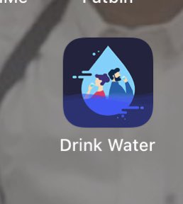 x8_n6's tweet photo. @4Rawi حمل تطبيق Drink water ع الايفون رهييب ويساعدك بشكل كبير . https://t.co/ZRA2lppHAB