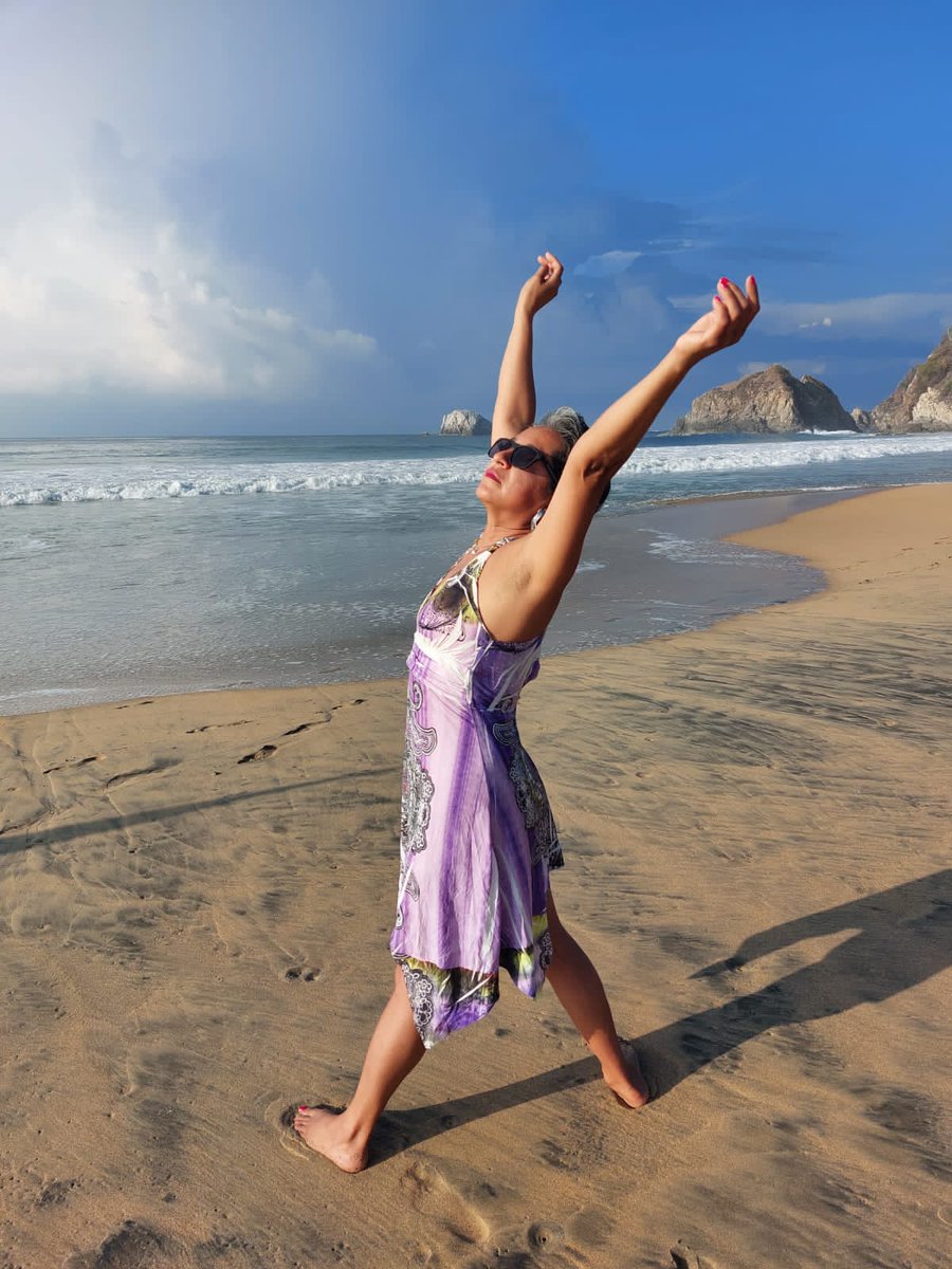 LiniuxM's tweet photo. Disfrutando en #Zipolite #playanudista #OaxacaMéxico Febrero 2022 https://t.co/x1KOj68C1N