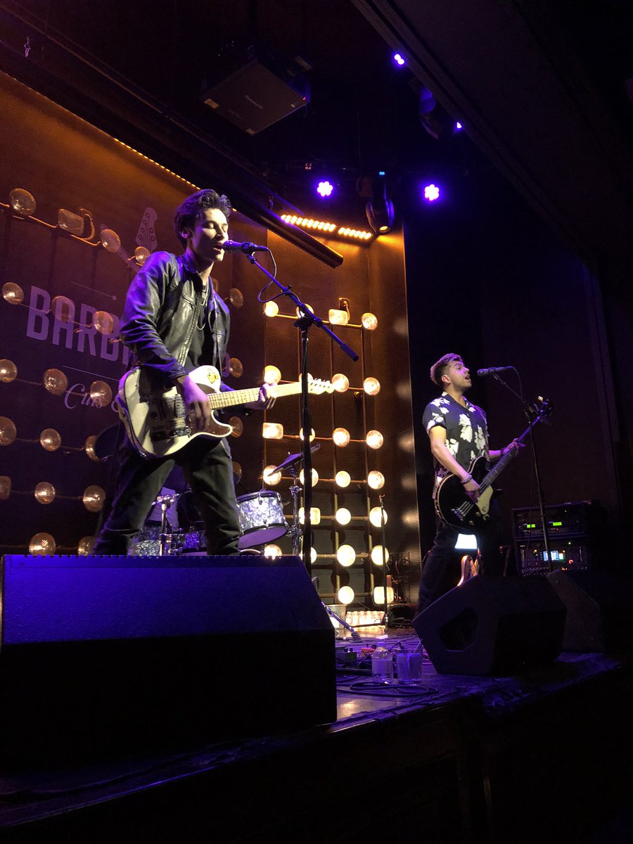 ChelseaN_F's tweet photo. Day 3! Opening show w/ @TheBlackMoods, panels from @itsjasonflom &amp; @DannyWimmerPres, &amp; showcase of great new music with @Bluphoria2 @stratejacketca &amp; @DjASHBA from the @edgeoutrecords roster to close it out. Thanks to the whole @hashtaghappens team for an awesome #Happens2022! https://t.co/5kb4y5fdvH