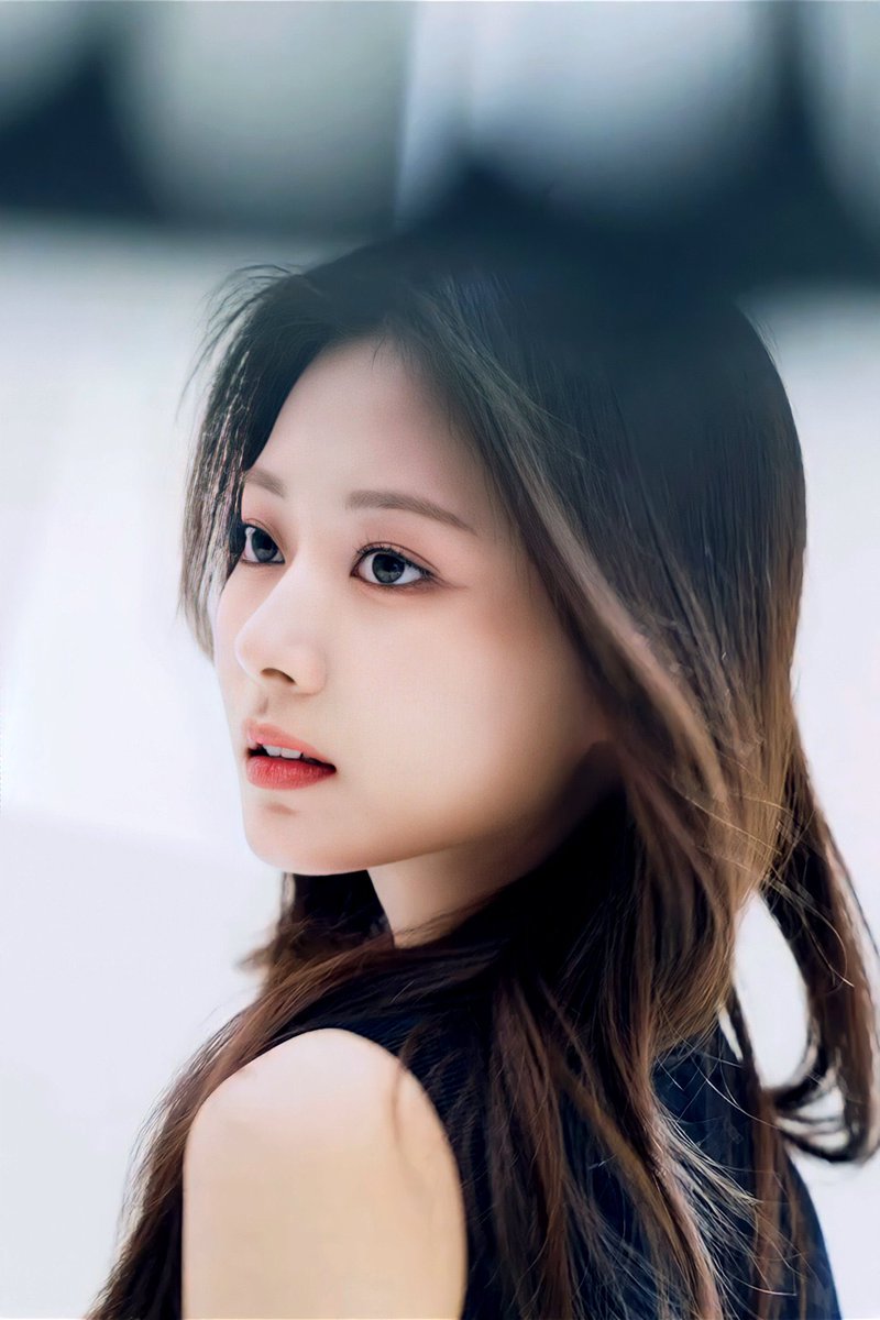 Jootaeny's tweet photo. 😭😭😭 Đẹp quá 😭😭😭 
#Tzuyu #쯔우 💙
@JYPETWICE @jypnation https://t.co/CLSv6qyVio