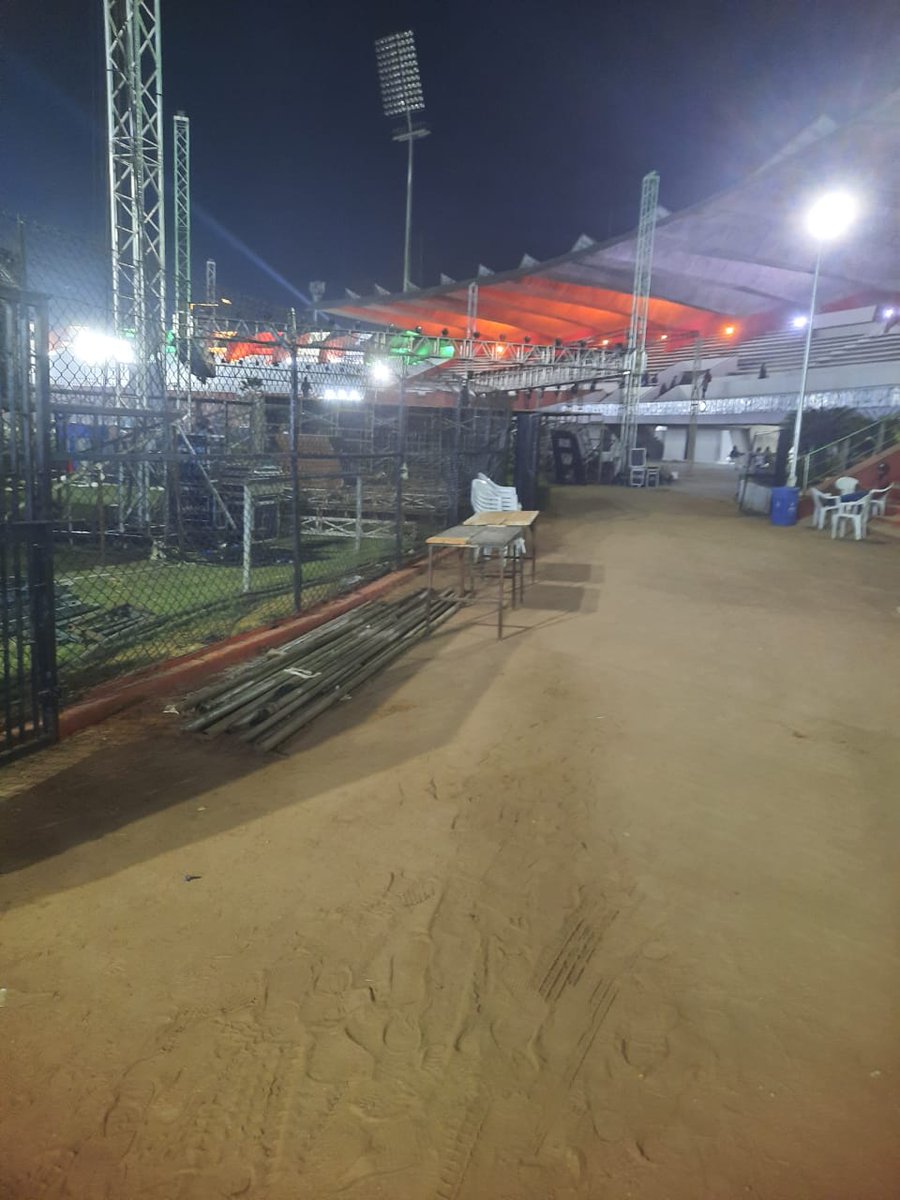 MJTVLIVE1's tweet photo. સીઝન આવી અને ગુજરાતી ઓ ની યાદ આવી!
આપણા વડાપ્રધાન સાહેબ ગુજરાત ની મુલાકાતે કે કમલમ ની મુલાકાતે?
માત્ર ચૂંટણીલક્ષી માર્ગદર્શન આપશે. તો ગુજરાતીઓ ને પડતી મુશ્કેલીઓ કોણ સાંભળશે???? કારણકે ગુજરાત માટે નિયુક્ત કરેલ પદાધિકારીઓ તો છેલ્લા ૧૦ વર્ષ થી મૂંગા, બહેરા અને આંધળા બની ને બેઠા છે. https://t.co/4R0mlxuGnF