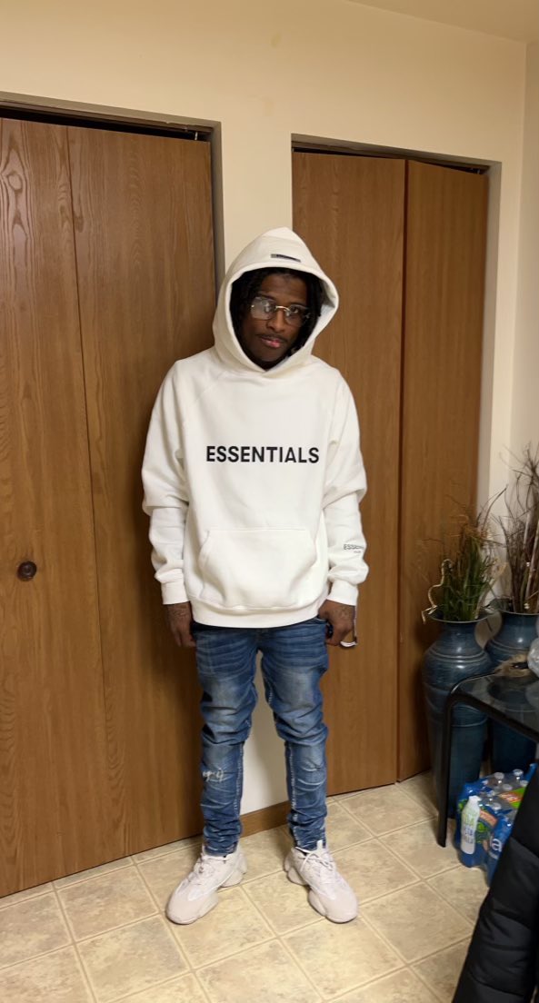 RayBlockLaGangg's tweet photo. Addicted to this lifestyle 🗣 https://t.co/B7FwKxAk9U