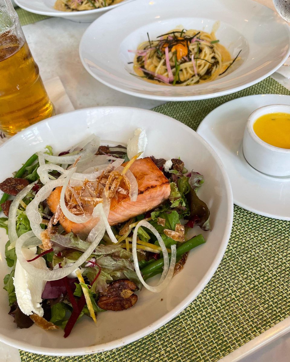 yyconsulting197's tweet photo. 今日は久しぶりにお友達とランチに来ました😆
雲丹パスタが絶品😋✨
Having lunch with my friends is good for my soul💛
ハワイは3月からワクチン証明の提示無しでレストランで食事が出来る様になりました😆✨又、気軽にお友達と外食ができて幸せ💛
#greatful #lunch #greatime #Seaurchin https://t.co/HFdXPYhdBy