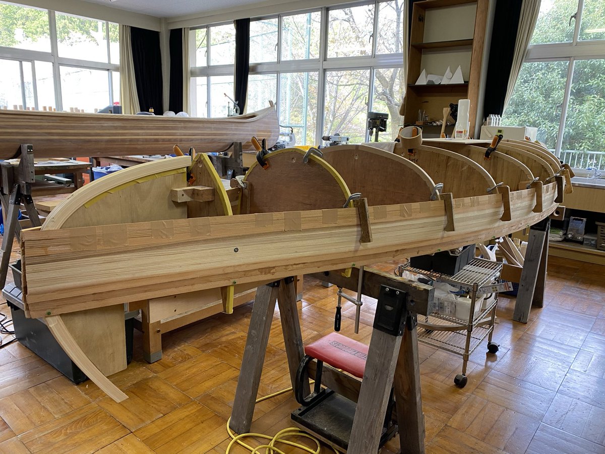 mountscape_'s tweet image. Mountscapeのウッドカヌーは、設計から加工まで、すべて手作りです。
乗る楽しさはもちろん、作る楽しさもウッドカヌーの魅力です🛶
製作の様子も少しずつご紹介していきたいと思います。

#mountscape #カヌーのある生活 #奥多摩 #手作りカヌー #カナディアンカヌー #ウッドカヌー #カヌー工房