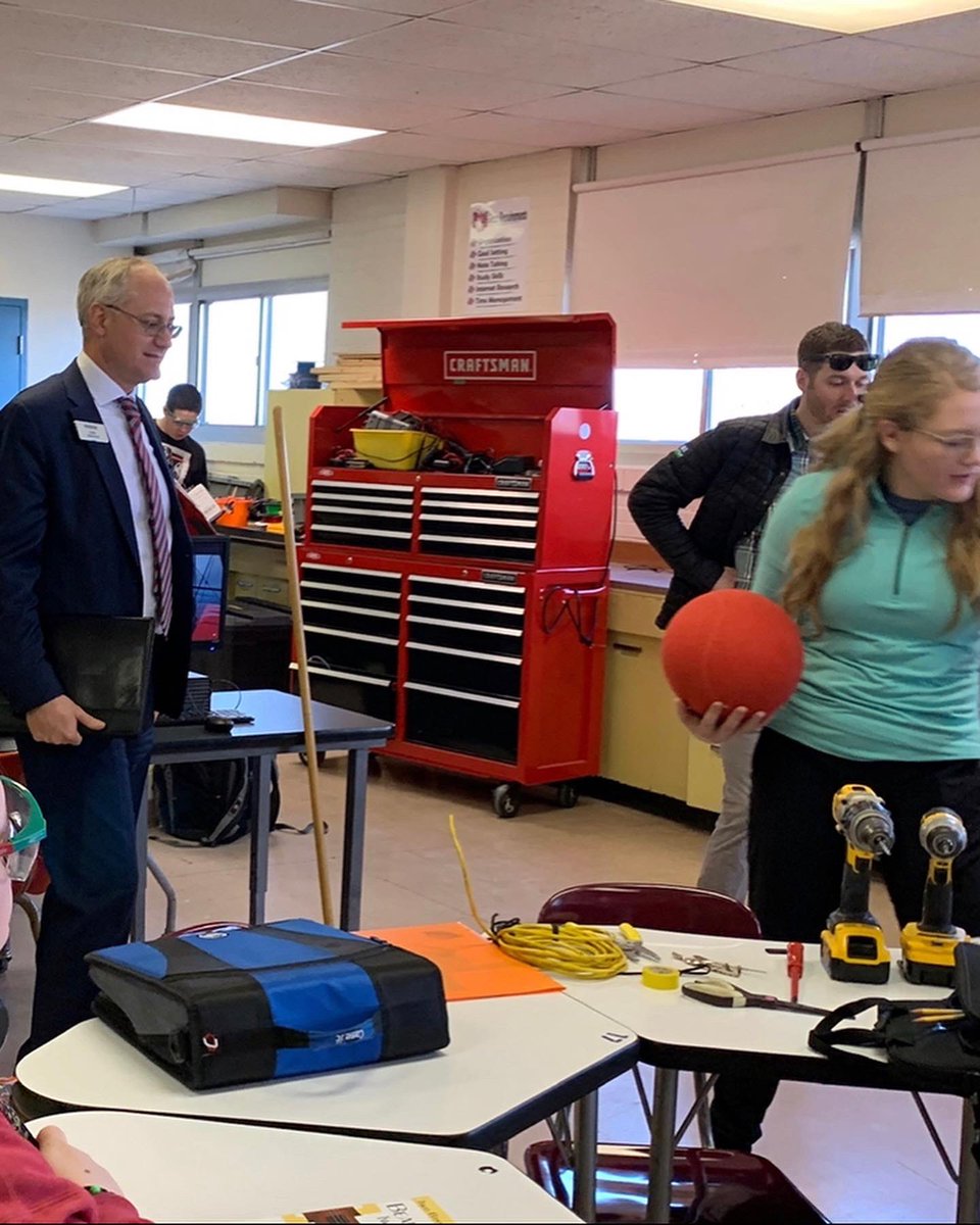 frc7531's tweet photo. Today we had members from the foundation for Dubuque public schools visit our practice to see what we’ve been working on! We also had our yearly parent meeting!
#first #frc #firstrobotics #fll #firsttech #outreach #stem #womeninstem #frcworlds #iowafrc #iowafll #omgrobots https://t.co/knYwjPZT3s